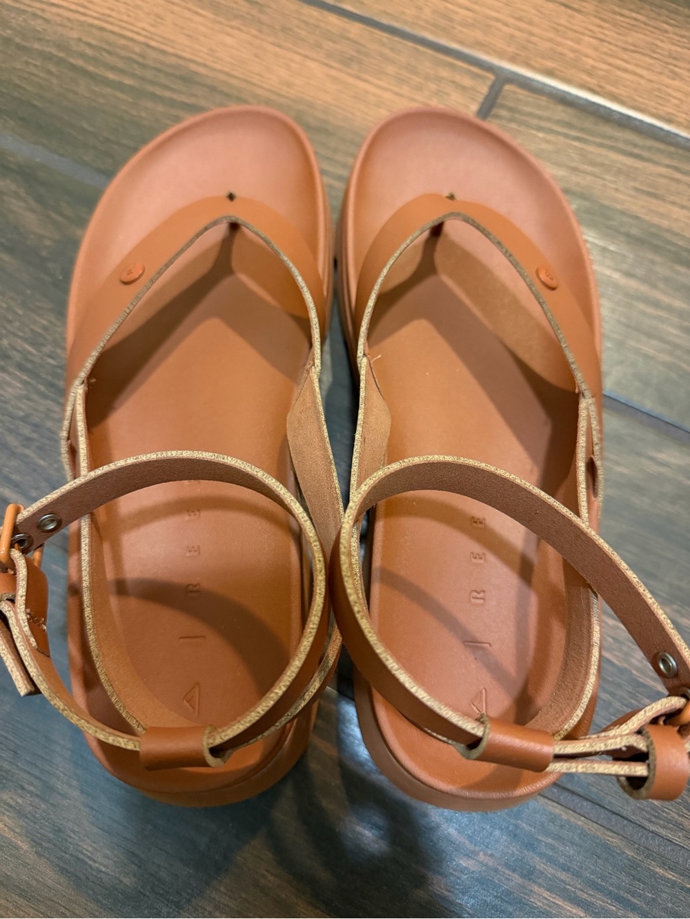 Reef sandals - Picture 3 of 3